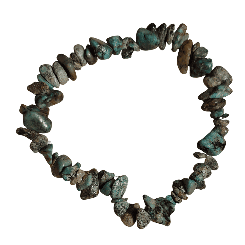 Le bracelet baroque en turquoise est une pierre de communication, d’apaisement et de protection. Utilisée depuis des siècles, elle favorise l’expression sincère, la confiance dans la parole et l’harmonie relationnelle. La turquoise aide à calmer les tensions émotionnelles, à apaiser l’esprit et à équilibrer les émotions.