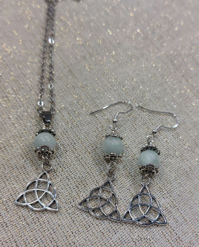 Collier Angelite et trinité