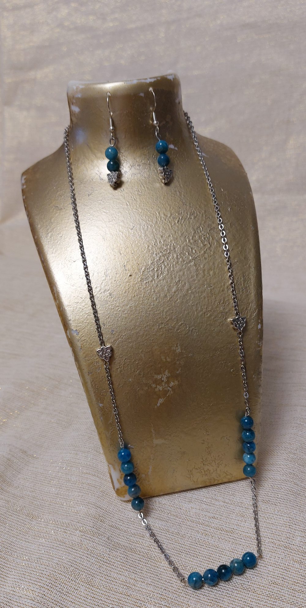 collier apatite , boucle en option