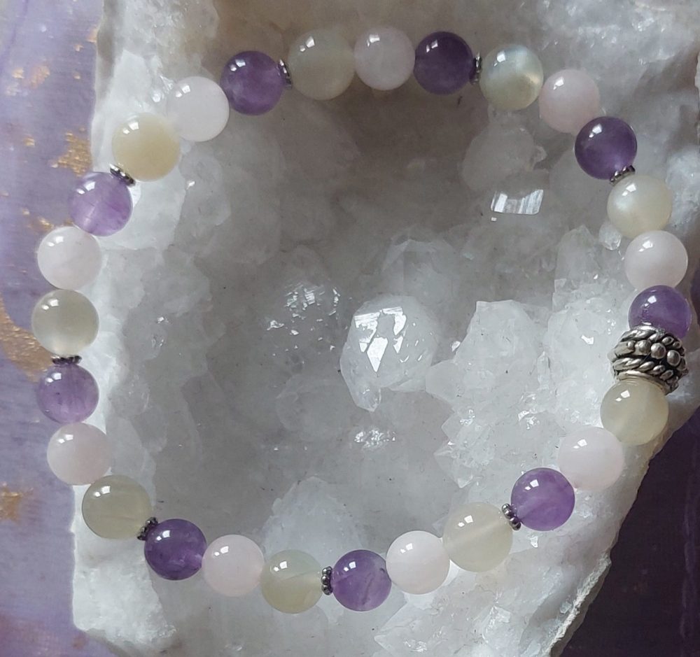 bracelet lune de maternité- conception -féminité -grossesse