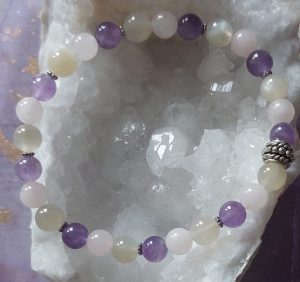 bracelet lune de maternité- conception -féminité -grossesse