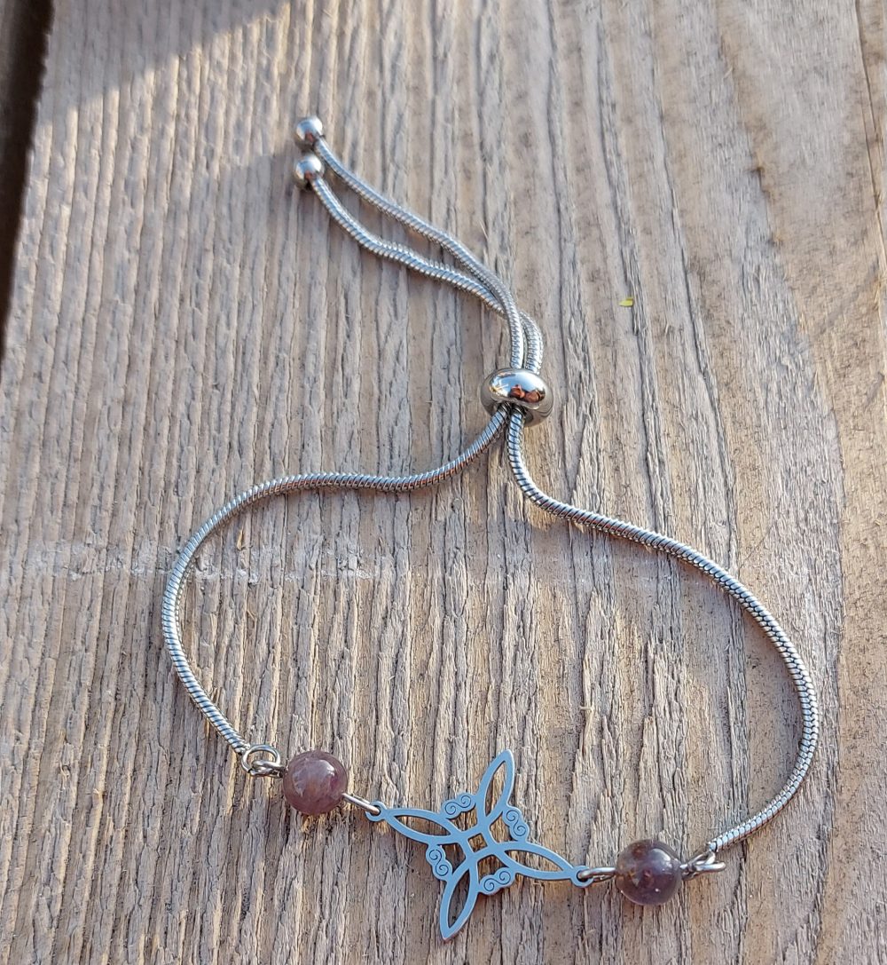 bracelet bijou fait main acier inoxydable noeud de sorciere amethyste